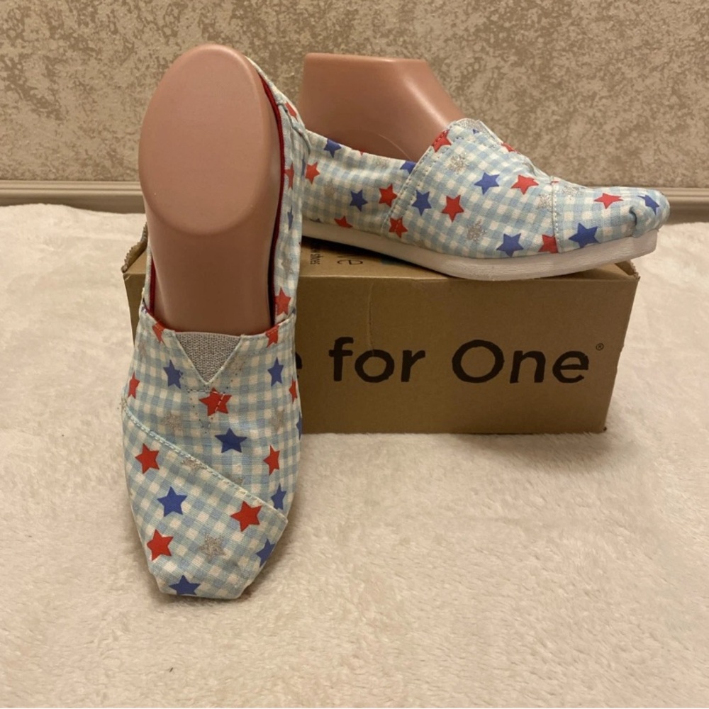 Toms Blue, Red And Silver Star Glow In The Dark Flats